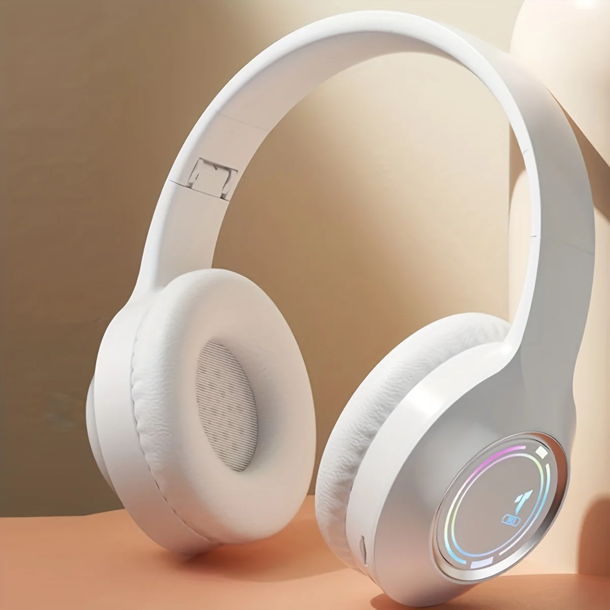 M3 200mah Long Battery Life Wireless 5.3 Folding Over-Ear Headphones Plable TF Support Wired
M3 200mah Long Battery Life Wireless 5.3 Folding Over-Ear Headphones Plable TF Support Wired