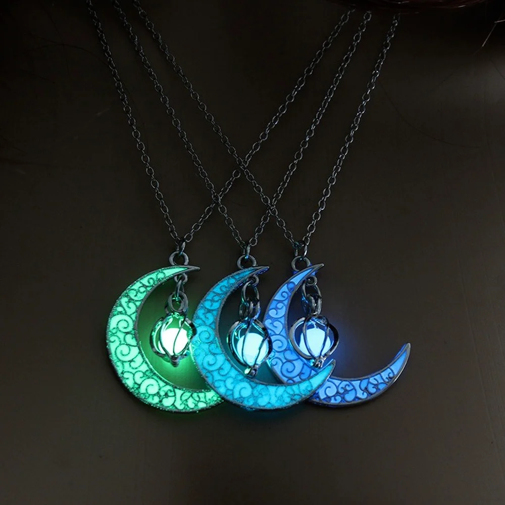 Night Fluorescence Novel Luminous Glowing Hollow Cage Moon Star Planet Pendant Glow In The Dark Necklace for Halloween Gift
Night Fluorescence Novel Luminous Glowing Hollow Cage Moon Star Planet Pendant Glow In The Dark Necklace for Halloween Gift