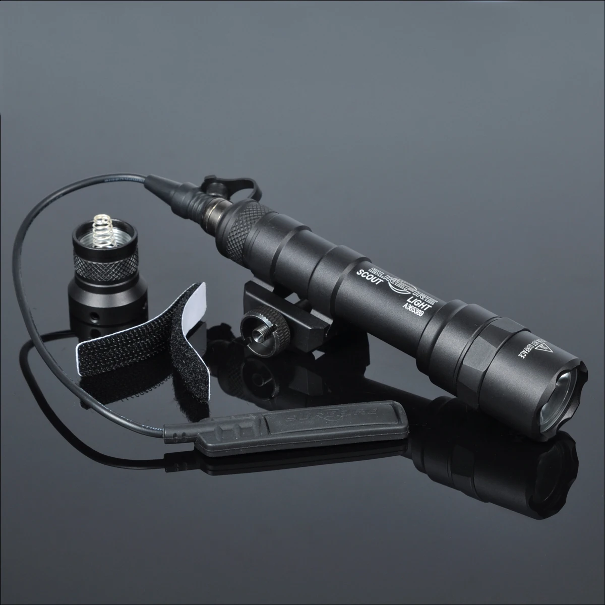 Tactical SF M600 M600B Weapon Gun light Lanterna Airsoft Rifle arma Flashlight Pistol Scout Light Torch Hunting Pictinny Rail
Tactical SF M600 M600B Weapon Gun light Lanterna Airsoft Rifle arma Flashlight Pistol Scout Light Torch Hunting Pictinny Rail