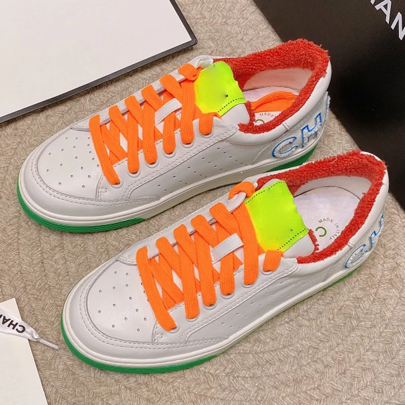 Spirit luxury brand sports shoes running shoes men and women's leather casual shoes
Spirit luxury brand sports shoes running shoes men and women's leather casual shoes