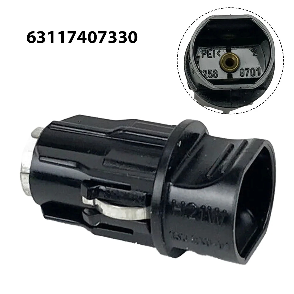 Taillight Bulb Socket Brake Rear Light Bulb Base Holder For BMW 3 5 7 Series X6 E71 X6 E72 Hybrid Z4 E85 E86 E89 63117407330
Taillight Bulb Socket Brake Rear Light Bulb Base Holder For BMW 3 5 7 Series X6 E71 X6 E72 Hybrid Z4 E85 E86 E89 63117407330