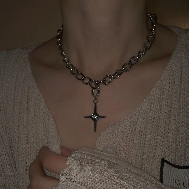 Trend Simple Cross Necklaces for Women Collarbone Chain European&American Niche Design Cross Pendant Necklace Luxury Jewelry
Trend Simple Cross Necklaces for Women Collarbone Chain European&American Niche Design Cross Pendant Necklace Luxury Jewelry