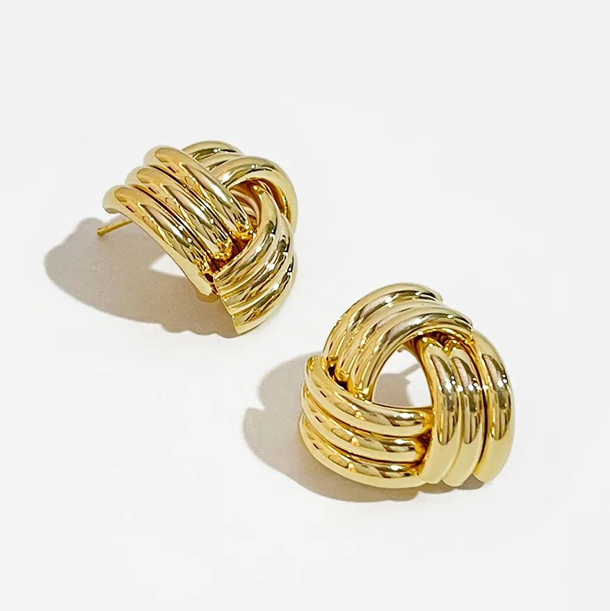 Peri'sBox Gold/Silver Color Twisted Rope Earrings Triple Row Geometric Earrings for Women Minimalist Earrings Studs 2020 Trendy
Peri'sBox Gold/Silver Color Twisted Rope Earrings Triple Row Geometric Earrings for Women Minimalist Earrings Studs 2020 Trendy