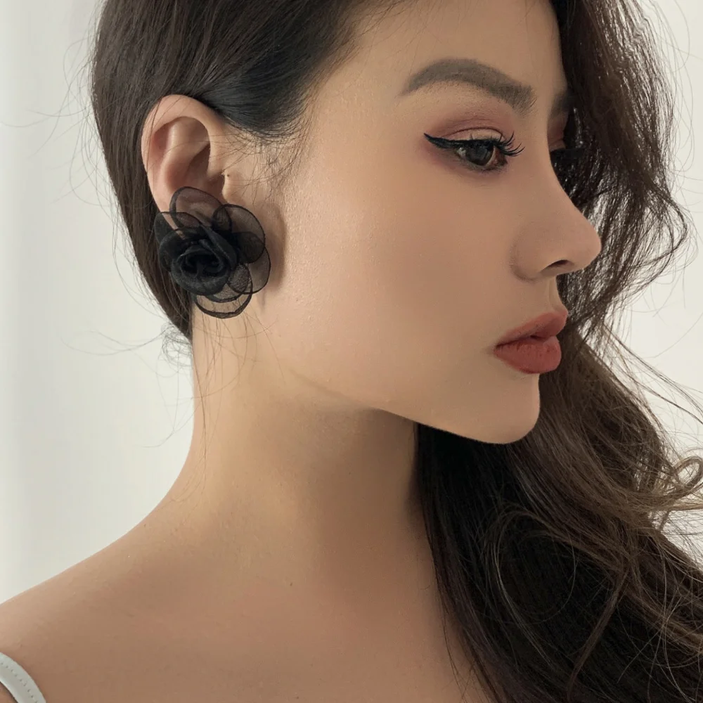 New Romantic Decorative Exquisite Earrings Charm Romantic Floral Earrings Women's Fashion Jewelry Retro Charm Earrings Stud Gift
New Romantic Decorative Exquisite Earrings Charm Romantic Floral Earrings Women's Fashion Jewelry Retro Charm Earrings Stud Gift