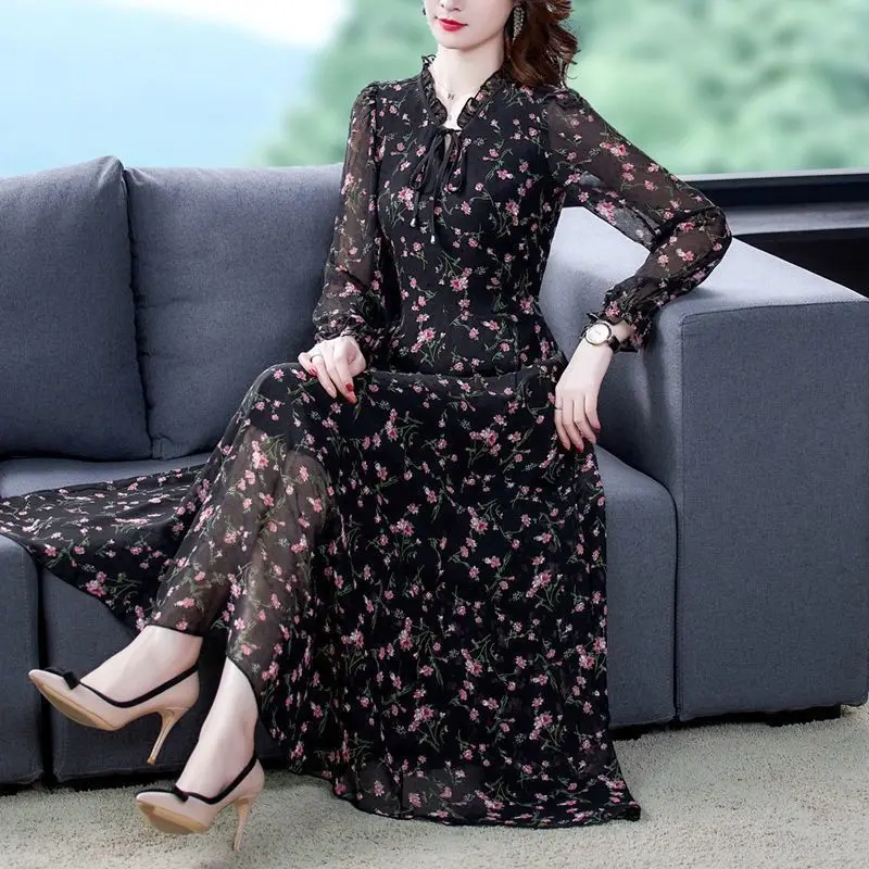 Women Chiffon Dress Long Sleeved Floral Dresses Spring Summer New Plus Size Bottoming Long Dress
Women Chiffon Dress Long Sleeved Floral Dresses Spring Summer New Plus Size Bottoming Long Dress