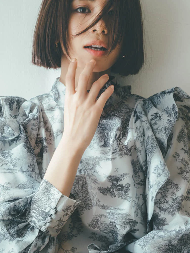 Женские топы рубашки с рюшами, милые блузки в японском стиле, элегантные рубашки на шнуровке с длинным рукавом и воротником-стойкой, одежда ...
Женские топы рубашки с рюшами, милые блузки в японском стиле, элегантные рубашки на шнуровке с длинным рукавом и воротником-стойкой, одежда ...