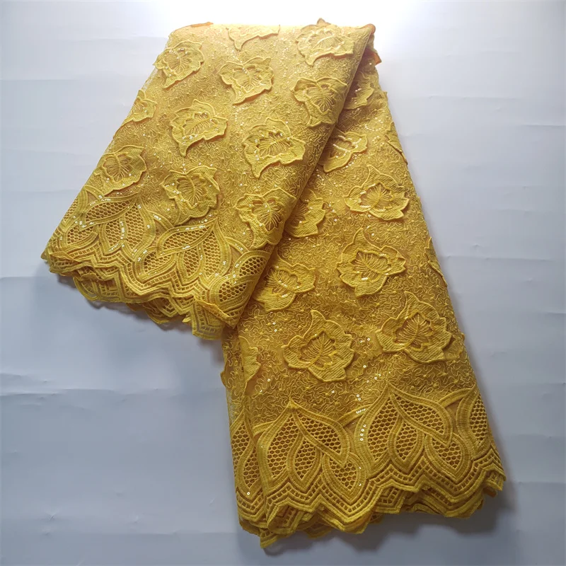 2022 высококачественное классическое мягкое элегантное Африканское французское Тюлевое кружево с блестками в форме листьев для свадебного ... 
2022 высококачественное классическое мягкое элегантное Африканское французское Тюлевое кружево с блестками в форме листьев для свадебного ...