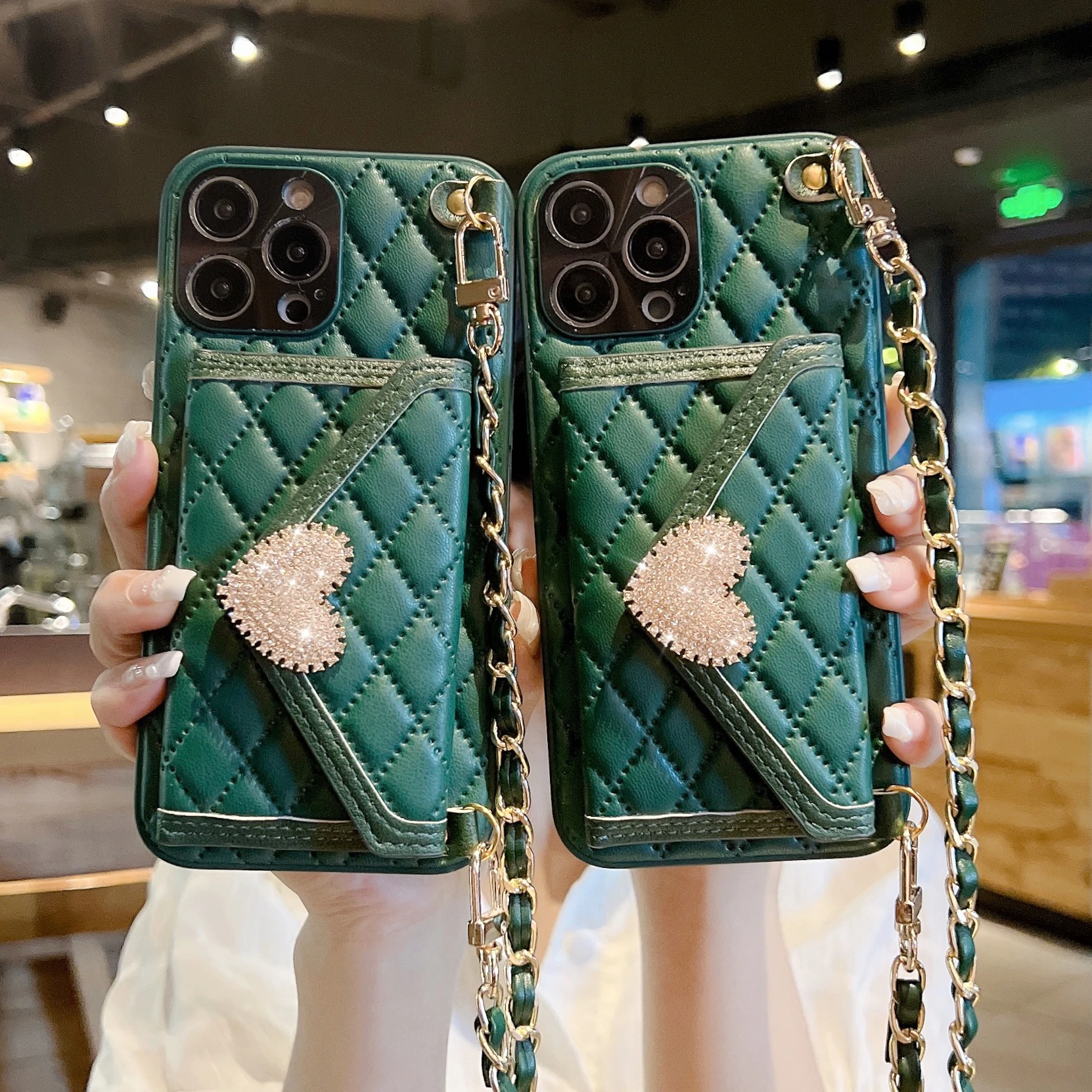 Design Fragrance Diamond Luxury For Iphone 11 12 13 Pro Max Trendy Crossbody green Love Phone Case Cover Wallet Bag Coin Purse
Design Fragrance Diamond Luxury For Iphone 11 12 13 Pro Max Trendy Crossbody green Love Phone Case Cover Wallet Bag Coin Purse