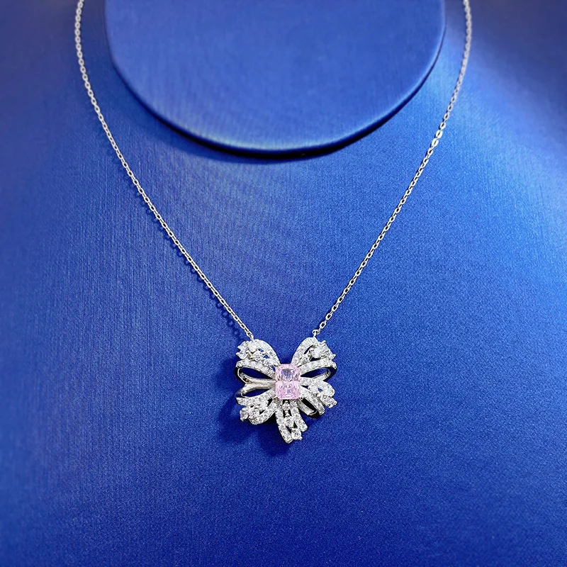 2022 new luxury butterfly necklace female pink diamond 5*7mmS925 silver pendant 5A zircon factory direct sales 
2022 new luxury butterfly necklace female pink diamond 5*7mmS925 silver pendant 5A zircon factory direct sales