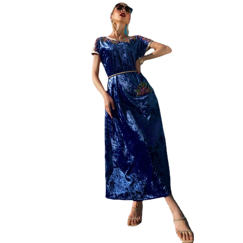 Abaya Turkey New 2022 Flower Rhinestone O-Neck Short Sleeve Belted Velvet Dress Autumn Winter Robe Femme Islamic Clothing
Abaya Turkey New 2022 Flower Rhinestone O-Neck Short Sleeve Belted Velvet Dress Autumn Winter Robe Femme Islamic Clothing