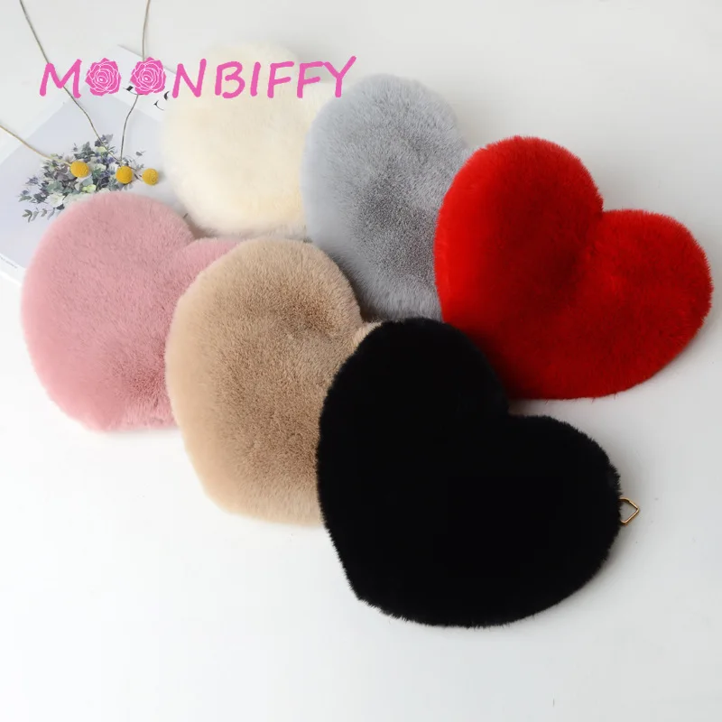 Модные женские сумочки в форме сердца, милые сумки через плечо из искусственного меха, кошелек, плюшевая сумка на цепочке, женская сумка на п... 
Модные женские сумочки в форме сердца, милые сумки через плечо из искусственного меха, кошелек, плюшевая сумка на цепочке, женская сумка на п...