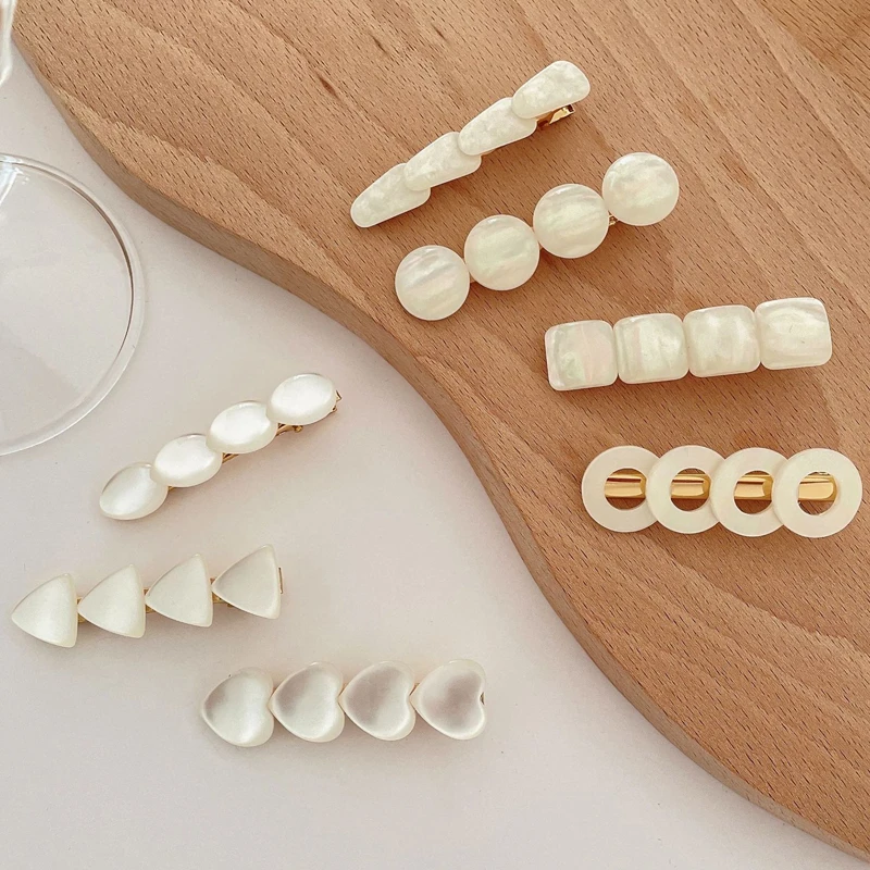 2022 Korean Elegant Metal Women's Hair Clips For Girls Bangs Geometric Lovely Barrettes Hairpin Girl Lively Hair Accessories
2022 Korean Elegant Metal Women's Hair Clips For Girls Bangs Geometric Lovely Barrettes Hairpin Girl Lively Hair Accessories