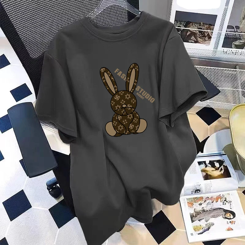 2023 Luxury Brand Bunny Men T-shirt Cotton Unisex Designer Clothes Short Sleeve Summer Shirts Plus Size Fashion Trend Custom Tee
2023 Luxury Brand Bunny Men T-shirt Cotton Unisex Designer Clothes Short Sleeve Summer Shirts Plus Size Fashion Trend Custom Tee