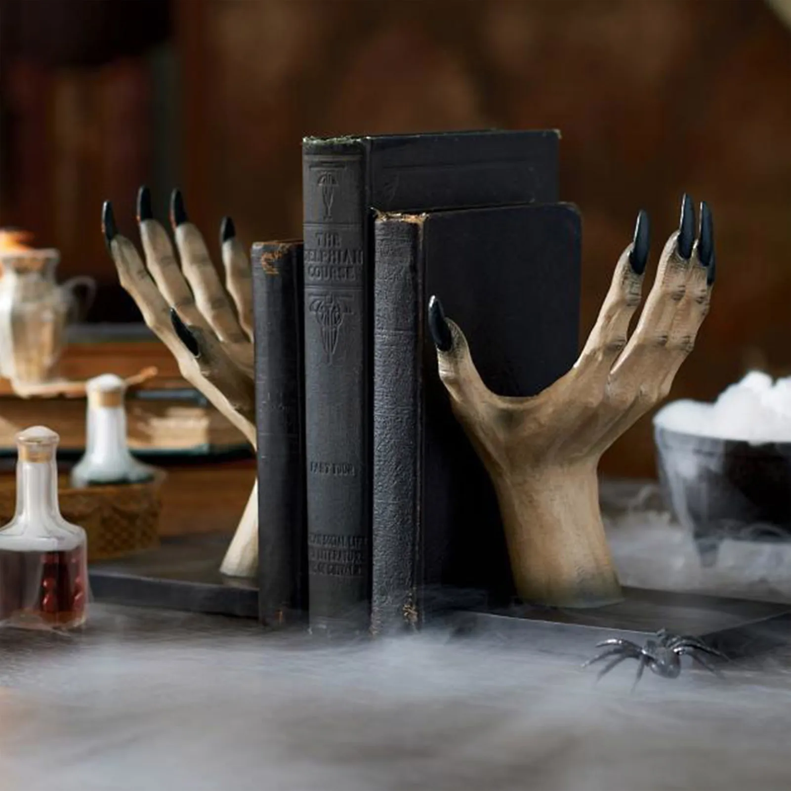 Halloween Witch Hands Resin Book Stand Desktop Ornament Home Witch Books Holder Vintage Festival Party Decoration Dropshipping
Halloween Witch Hands Resin Book Stand Desktop Ornament Home Witch Books Holder Vintage Festival Party Decoration Dropshipping