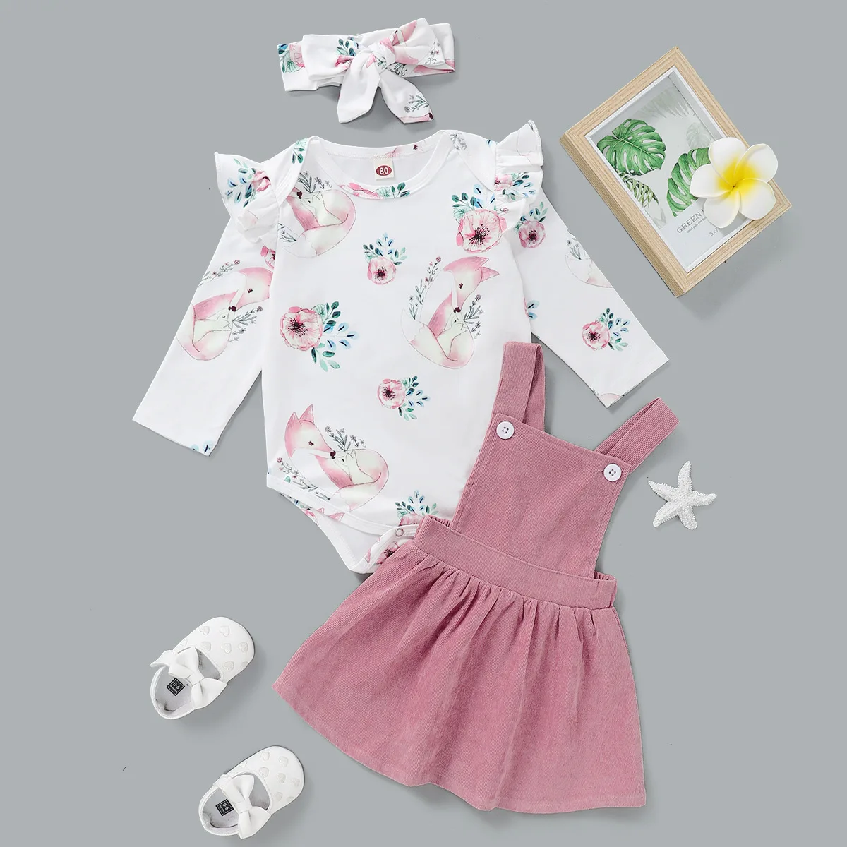Spring Autumn Baby Girl Clothes Sets Fox Print Long Sleeve Ruffle Collar Tops Romper Pure Color Suspender Skirt Suit
Spring Autumn Baby Girl Clothes Sets Fox Print Long Sleeve Ruffle Collar Tops Romper Pure Color Suspender Skirt Suit
