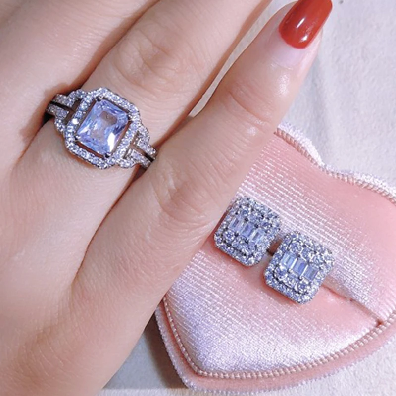 Uilz New Luxury Rings Earrings Set for Women Silver Color Square Ring and Earring Sets Wedding Bride Party Lady Gift Jewelry
Uilz New Luxury Rings Earrings Set for Women Silver Color Square Ring and Earring Sets Wedding Bride Party Lady Gift Jewelry
