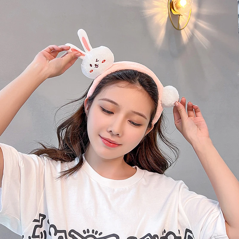 New Sweet Plush Rabbit Face Washing Hairbands Hair Hoops Women Girls Velvet DIY Hairband Cartoon Head Bands Hair Accessories
New Sweet Plush Rabbit Face Washing Hairbands Hair Hoops Women Girls Velvet DIY Hairband Cartoon Head Bands Hair Accessories