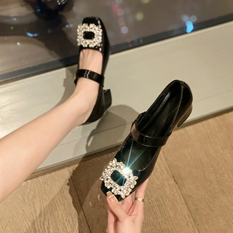 2022 Spring Leather Square Buckle One Word Belt Thick Bottom Medium Thick Heel Square Head Mary Jane Single Shoes Women
2022 Spring Leather Square Buckle One Word Belt Thick Bottom Medium Thick Heel Square Head Mary Jane Single Shoes Women