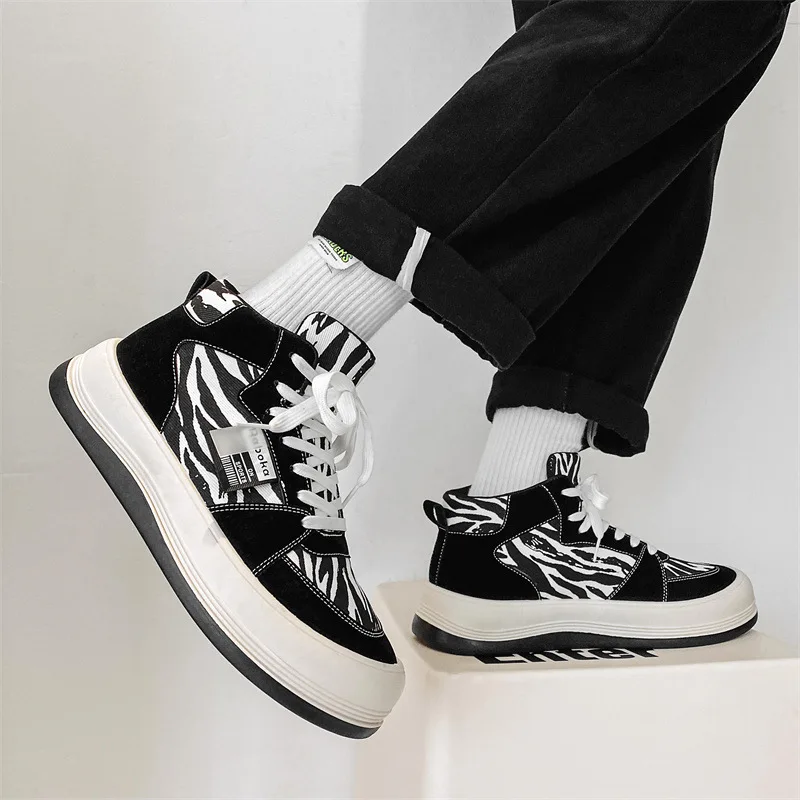 High-Top Canvas Men Shoes Breathable Lace Up Men's Sneakers Man Fashion Lightweight Shoe Flat Casual Mens Shoes
High-Top Canvas Men Shoes Breathable Lace Up Men's Sneakers Man Fashion Lightweight Shoe Flat Casual Mens Shoes