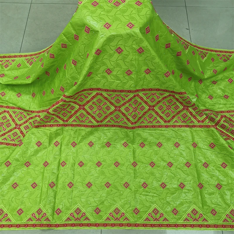 5 ярдов/партия, Высококачественная жаккардовая ткань для платья, базин богатый с ароматом, базин брод ароматный базин для мужчин и женщин, тк...
5 ярдов/партия, Высококачественная жаккардовая ткань для платья, базин богатый с ароматом, базин брод ароматный базин для мужчин и женщин, тк...