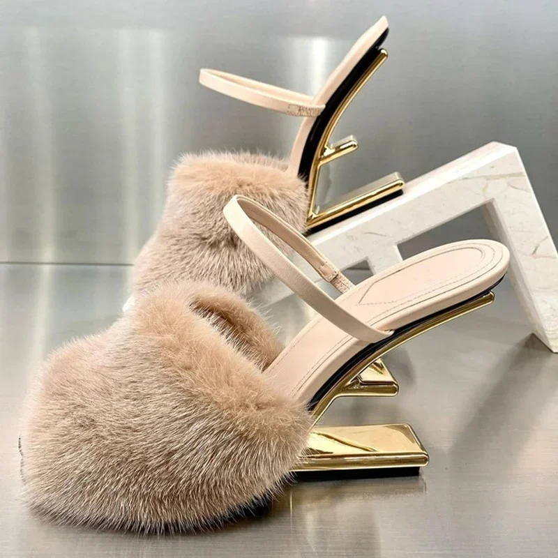 Sexy High Heels Women Fur Slippers 2024 Winter Warm Plush Flip Flops Fashion Luxury Open Toe Sandals Pumps Mujer Slides Zapatos
Sexy High Heels Women Fur Slippers 2024 Winter Warm Plush Flip Flops Fashion Luxury Open Toe Sandals Pumps Mujer Slides Zapatos