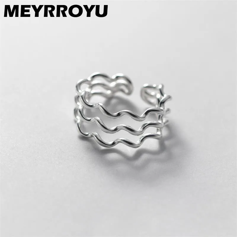MEYRROYU Luxury Three Layers Wave Cuff Finger Rings For Women Girl Fashion New Jewelry Party Ladies Gift anillos mujer
MEYRROYU Luxury Three Layers Wave Cuff Finger Rings For Women Girl Fashion New Jewelry Party Ladies Gift anillos mujer