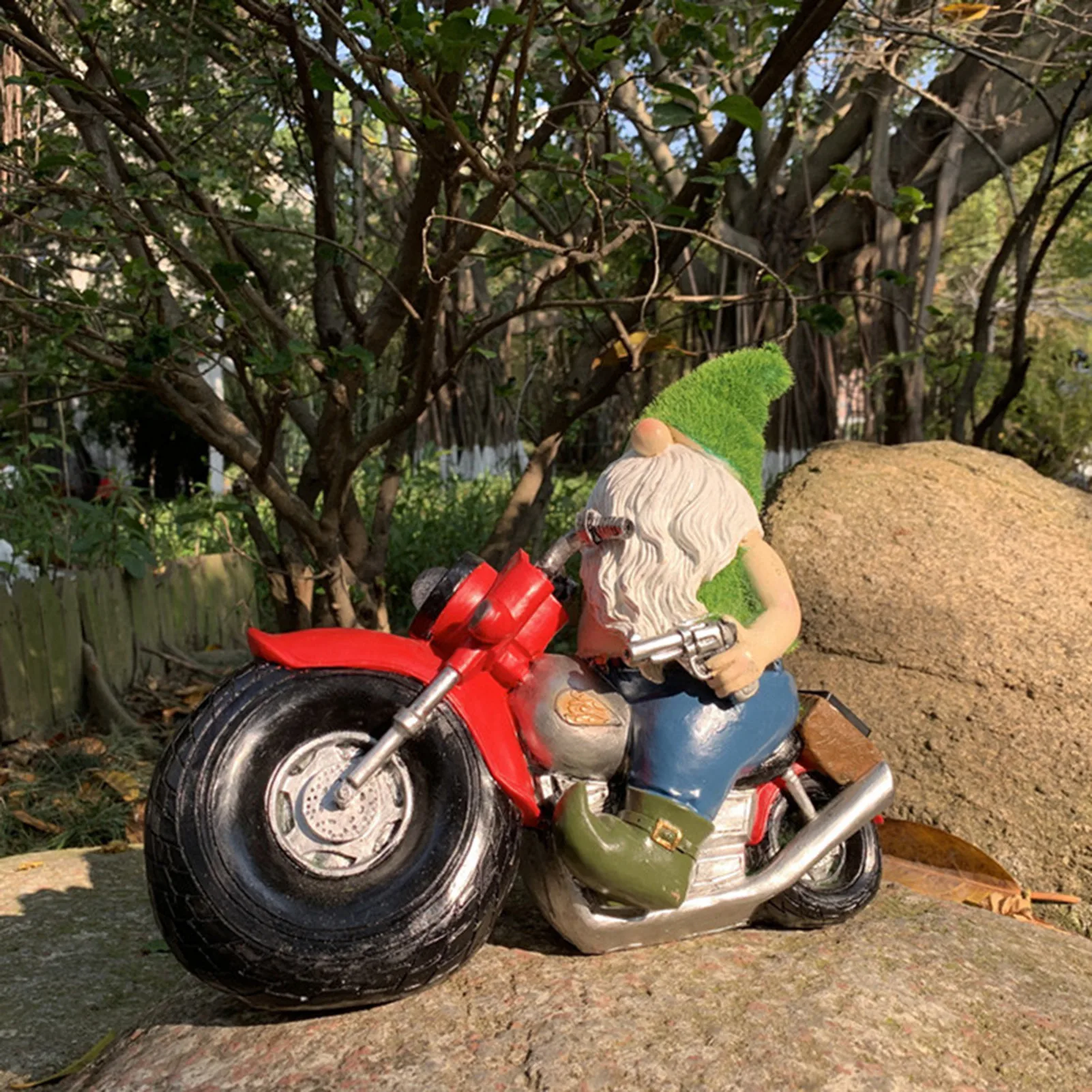 Садовая мотоциклетная статуя гнома с солнечной зарядкой, 2022
Садовая мотоциклетная статуя гнома с солнечной зарядкой, 2022