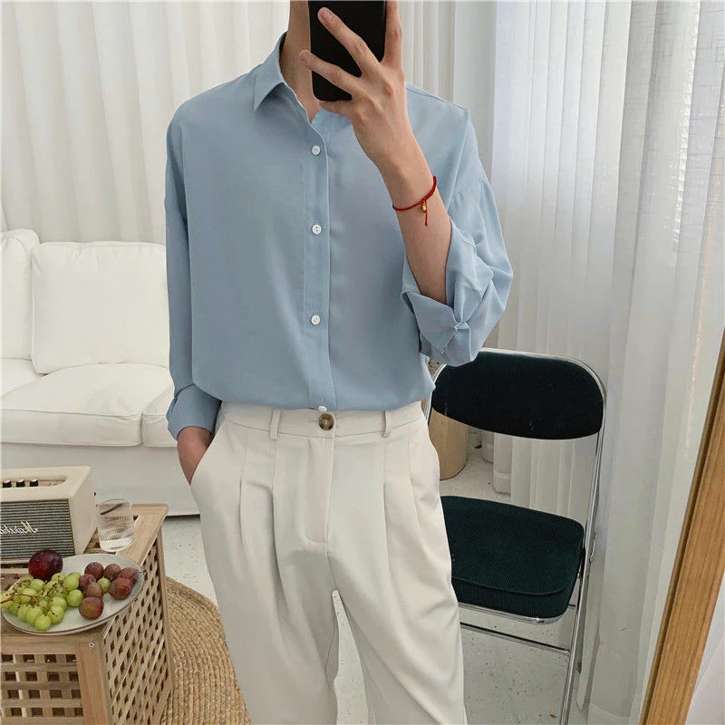 2023 2023 New Fog Blue Simple Men's Silk Shirt Long Sleeve Solid Color Loose Casual Shirts for Men Fashion Designer British
2023 2023 New Fog Blue Simple Men's Silk Shirt Long Sleeve Solid Color Loose Casual Shirts for Men Fashion Designer British