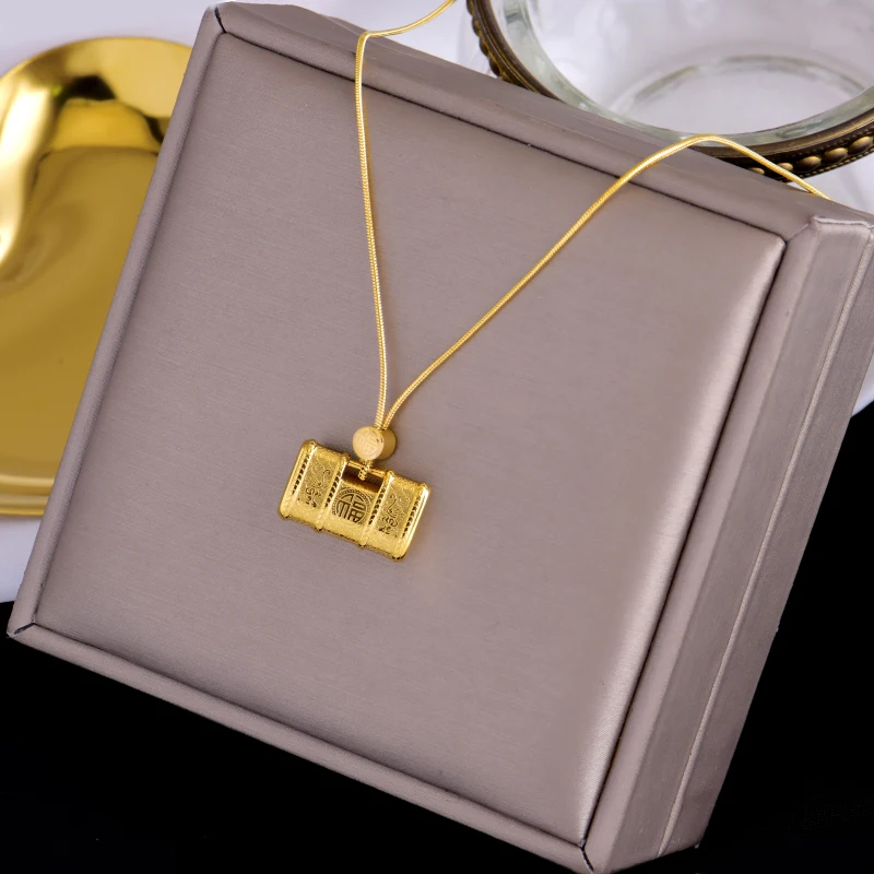 No fading316l stainless steel safety lock China Keep safe Necklace women Light luxury gold color choker jewelry wholesale
No fading316l stainless steel safety lock China Keep safe Necklace women Light luxury gold color choker jewelry wholesale