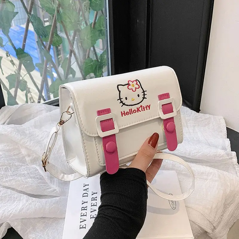 Kawaii Sanrio Jk сумка мультфильм Kuromi Cinnamoroll My Melody Hello Kitty Pu вышивка портативная магнитная пряжка сумка-мессенджер подарок
Kawaii Sanrio Jk сумка мультфильм Kuromi Cinnamoroll My Melody Hello Kitty Pu вышивка портативная магнитная пряжка сумка-мессенджер подарок