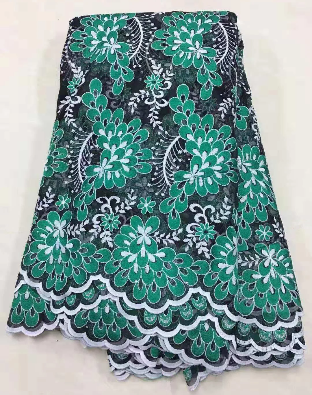 High Quality Nigerian Lace Fabrics 2021 Hot with Stones Borwn African French Net Lace Fabric Embroidered Tulle Mesh Lace Fabric
High Quality Nigerian Lace Fabrics 2021 Hot with Stones Borwn African French Net Lace Fabric Embroidered Tulle Mesh Lace Fabric
