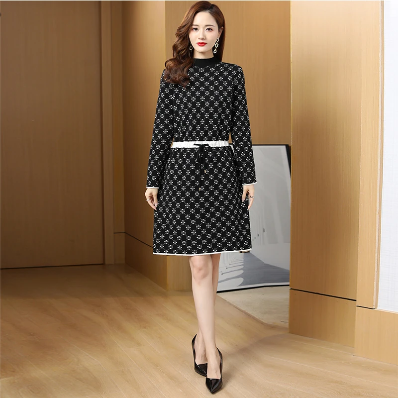 Fashionable Wool Knitted Dress Women's 2022 Autumn Winter Loose Tight Drawstring Dress Casual Elegant Party Dress Vestidos
Fashionable Wool Knitted Dress Women's 2022 Autumn Winter Loose Tight Drawstring Dress Casual Elegant Party Dress Vestidos