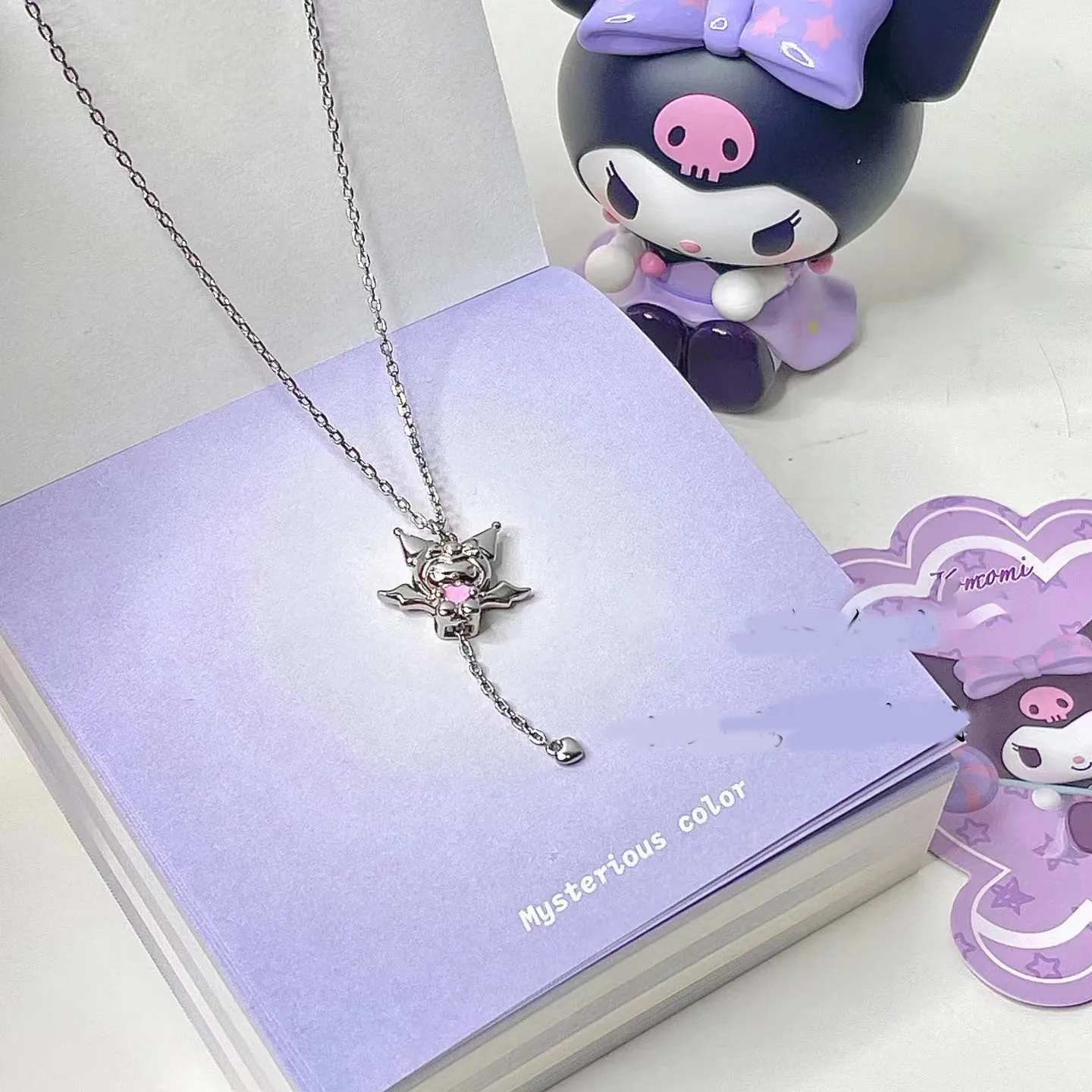 Новое кавайное ожерелье Sanrio Hellokitty Kuromi мультфильм аниме искусственная цепь костная цепь ювелирные изделия Аксессуары подарок для девушки Y2K
Новое кавайное ожерелье Sanrio Hellokitty Kuromi мультфильм аниме искусственная цепь костная цепь ювелирные изделия Аксессуары подарок для девушки Y2K