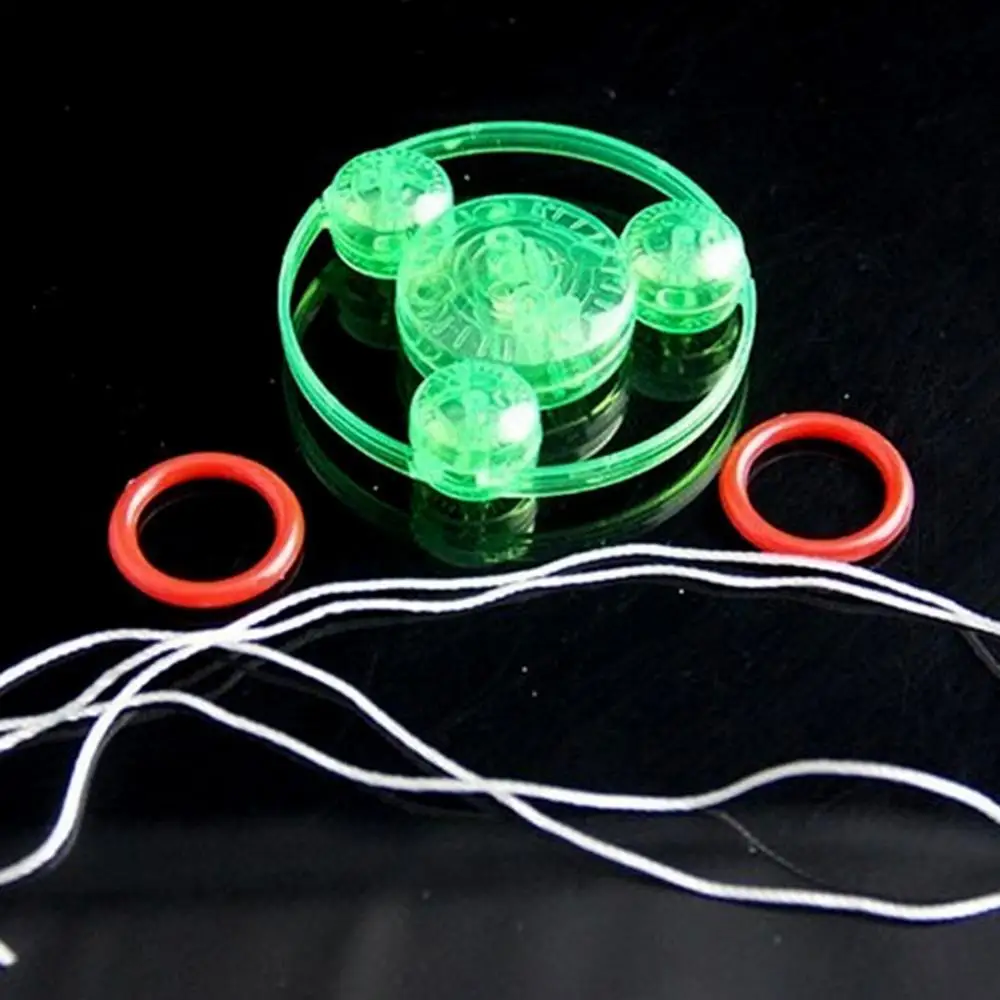 Outdoor Plastic Colorful LED Light Pulling Wire Flying Saucer Kids Classic Toy Children Funny Gift Random Color relief stress
Outdoor Plastic Colorful LED Light Pulling Wire Flying Saucer Kids Classic Toy Children Funny Gift Random Color relief stress