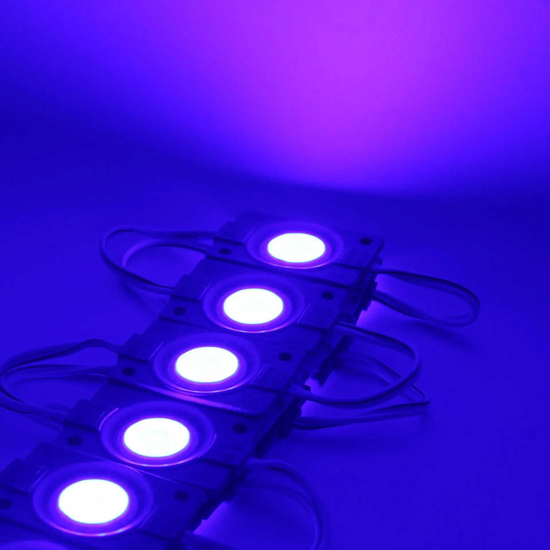 Водонепроницаемые светодиодные модули MERRYLE 20 шт., 12 В, белый/теплый белый/красный/зеленый/желтый/синий/розовый
Водонепроницаемые светодиодные модули MERRYLE 20 шт., 12 В, белый/теплый белый/красный/зеленый/желтый/синий/розовый