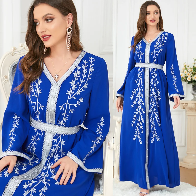 Middle East Muslim Abayat Dress Slim Fit New Blue Loose Embroidery Robe Femme Musulman for Europe and America
Middle East Muslim Abayat Dress Slim Fit New Blue Loose Embroidery Robe Femme Musulman for Europe and America