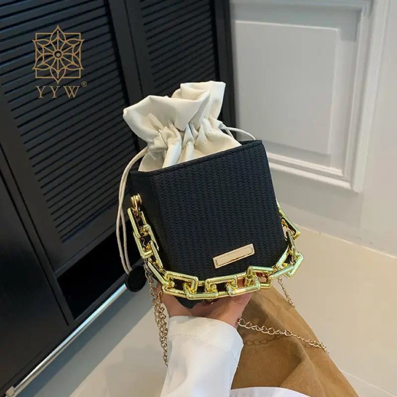 Fashion PU Leather Box Bag Handbag For Women Drawstring Trendy Crossbody Bags Mini Kawaii Totes Tiny Square Phone Elegant Bags
Fashion PU Leather Box Bag Handbag For Women Drawstring Trendy Crossbody Bags Mini Kawaii Totes Tiny Square Phone Elegant Bags
