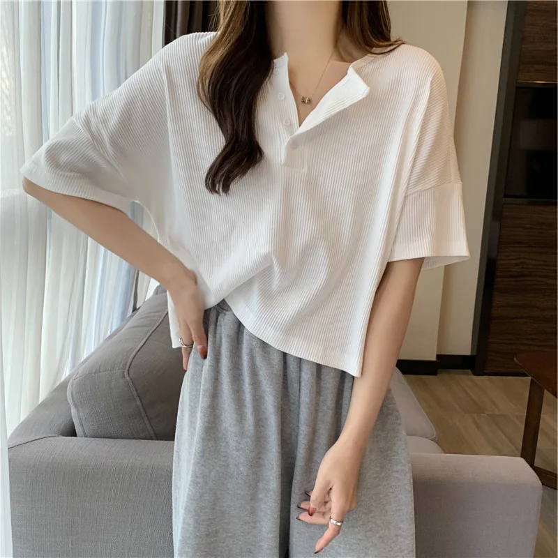 2022 summer new loose short-sleeved T-shirt women's short top one
2022 summer new loose short-sleeved T-shirt women's short top one