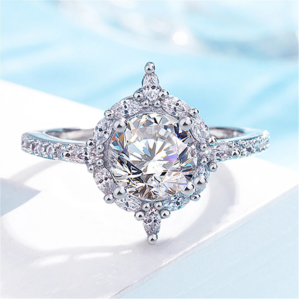 New Inlaid Round Super Shiny Big Diamond Ring Classic Temperament Diamond Ring Popular High Quality Wedding Bridal Jewelry
New Inlaid Round Super Shiny Big Diamond Ring Classic Temperament Diamond Ring Popular High Quality Wedding Bridal Jewelry
