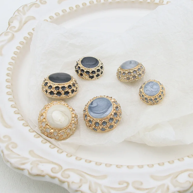 Женские винтажные металлические пуговицы, 18/20/25 мм
Женские винтажные металлические пуговицы, 18/20/25 мм