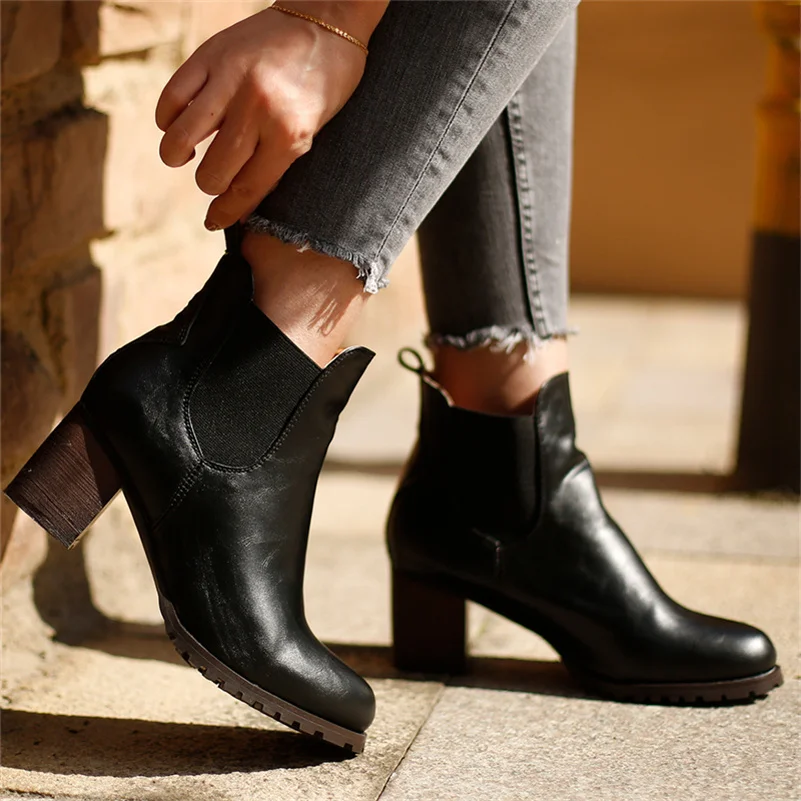Low Women Boots Winter 2022 Trend Designer Luxury High Heel Round Head Women Shoes Elegant Ladie Chelsea Ankle Boots
Low Women Boots Winter 2022 Trend Designer Luxury High Heel Round Head Women Shoes Elegant Ladie Chelsea Ankle Boots
