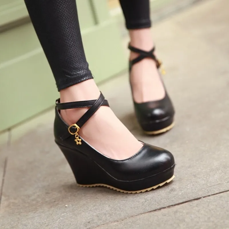 US4-11 Womens Lolita Round Toe Platform Cross Straps Wedge High Heel Rhinestones Decor Retro Pumps Shoes 3Colors Plus Size 2022
US4-11 Womens Lolita Round Toe Platform Cross Straps Wedge High Heel Rhinestones Decor Retro Pumps Shoes 3Colors Plus Size 2022