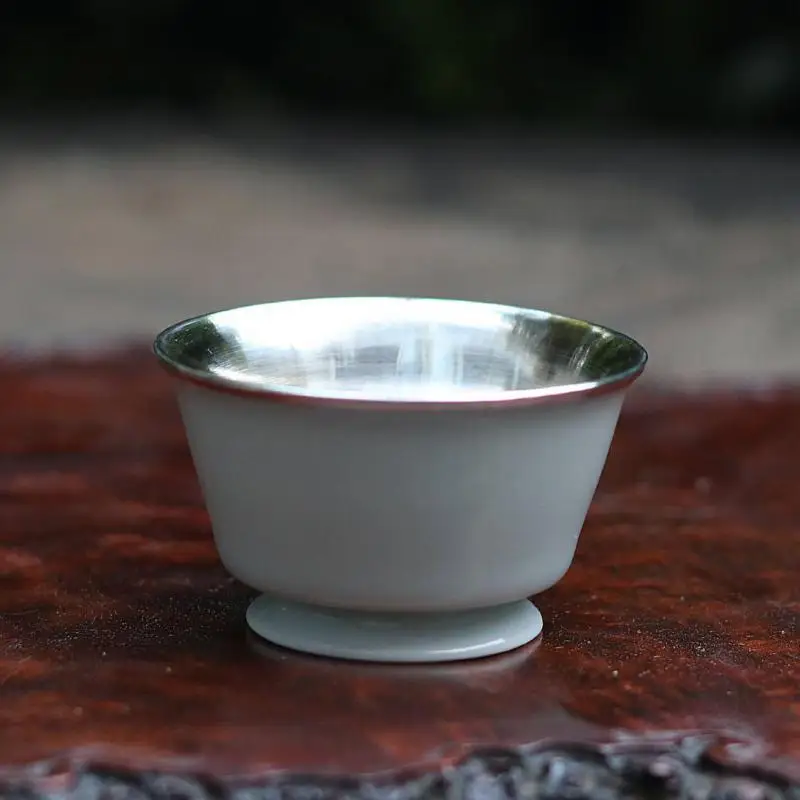 Chinese Porcelain 999 Silver Cup Jingdezhen Ceramics Kung Fu Teaset Tea Ceremony Celadon Master Cup Health Gongfu Teaware
Chinese Porcelain 999 Silver Cup Jingdezhen Ceramics Kung Fu Teaset Tea Ceremony Celadon Master Cup Health Gongfu Teaware