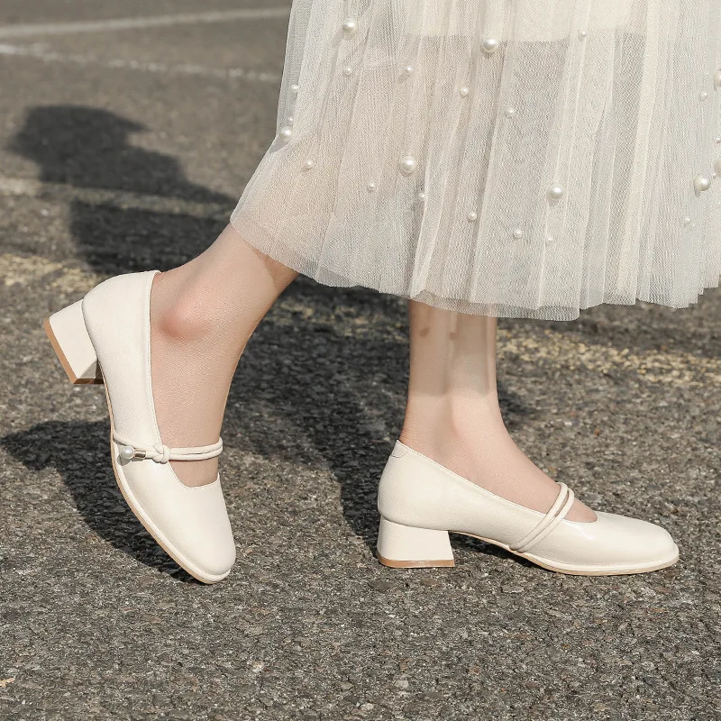 Trendy All-match Mary Jane Women's Shoes 2022 Spring New Retro Square Head Shallow Mouth Square Heel Fashion Single Shoes Women
Trendy All-match Mary Jane Women's Shoes 2022 Spring New Retro Square Head Shallow Mouth Square Heel Fashion Single Shoes Women