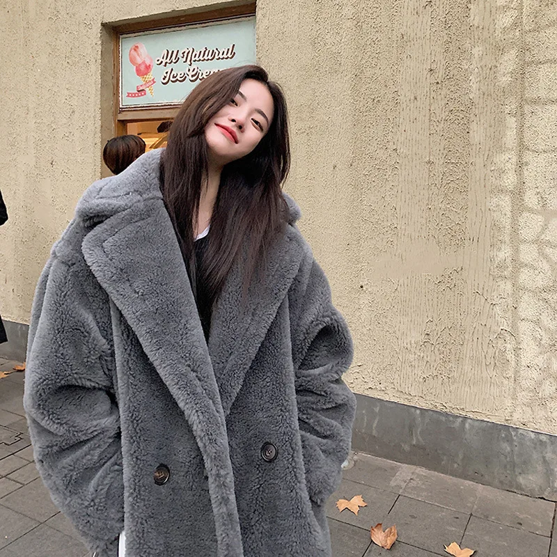 Fur Teddy Coat Sheep Sheared Lamb Hair Pellets Fur Fur Wool Winter Coat Women's All Wool Young New Style
Fur Teddy Coat Sheep Sheared Lamb Hair Pellets Fur Fur Wool Winter Coat Women's All Wool Young New Style