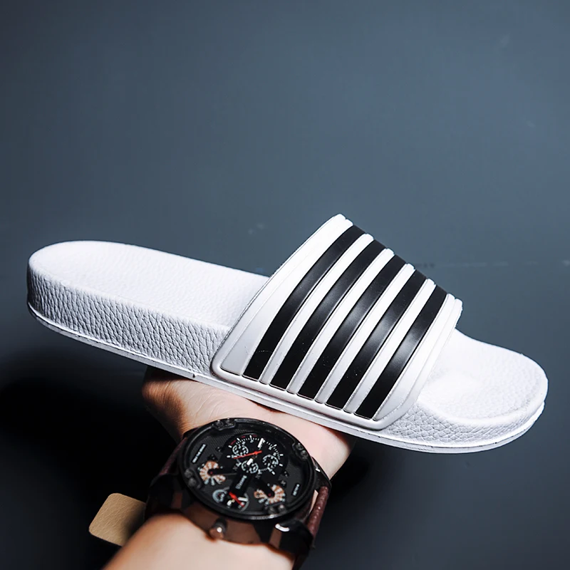 Big Size 39-46 Men Slippers Thick Sole Soft EVA Indoor Bathroom Slippers Comfortable Casual Beach Sandals Fashion Striped Shoes
Big Size 39-46 Men Slippers Thick Sole Soft EVA Indoor Bathroom Slippers Comfortable Casual Beach Sandals Fashion Striped Shoes