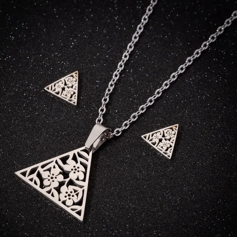 TULX Fashion Geometric Triangle Pendant Necklace Earrings Studs Stainless Steel Flower Leaves Jewelry Set For Women
TULX Fashion Geometric Triangle Pendant Necklace Earrings Studs Stainless Steel Flower Leaves Jewelry Set For Women