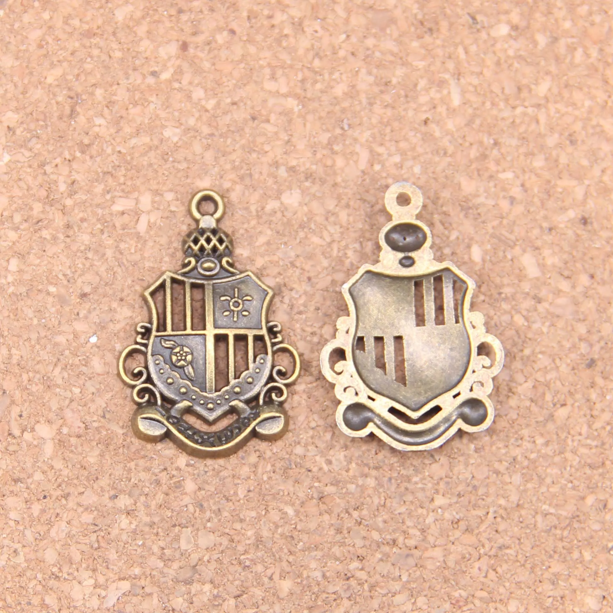 68pcs Charms Empire Medal of Honor 28x19mm Antique Pendants,Vintage Bronze Jewelry,DIY for bracelet necklace
68pcs Charms Empire Medal of Honor 28x19mm Antique Pendants,Vintage Bronze Jewelry,DIY for bracelet necklace