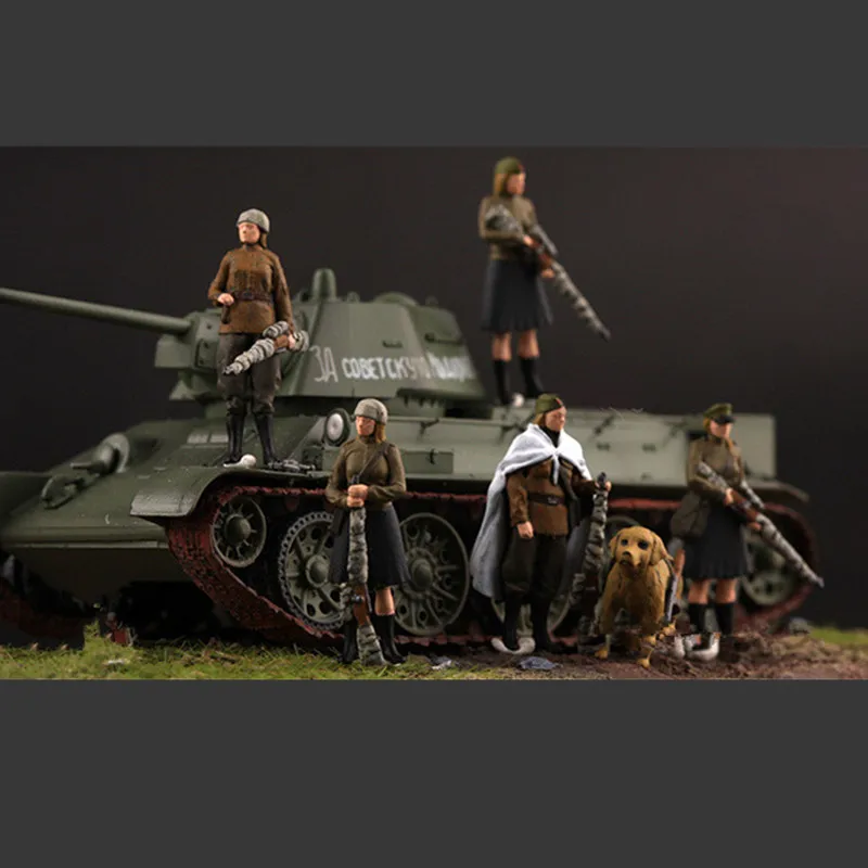 1:72 Scale Model 5Pcs Action Figure Soviet Female Soldiers With Dog Sniper Team Doll Toys DIY Scene Accessory Collection Display
1:72 Scale Model 5Pcs Action Figure Soviet Female Soldiers With Dog Sniper Team Doll Toys DIY Scene Accessory Collection Display