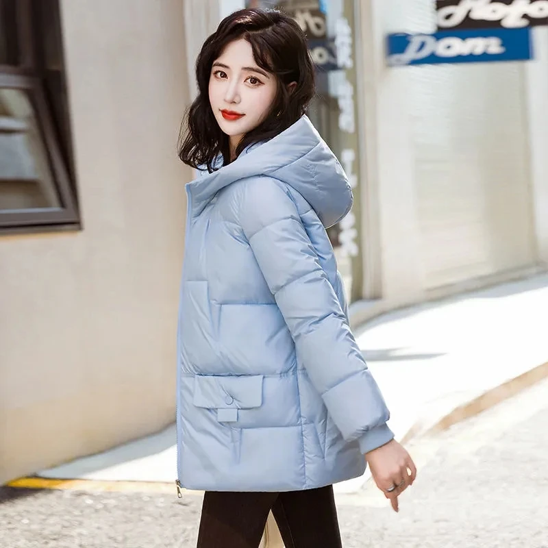 New 2022 Women Short Jacket Winter Thick Hooded Cotton Padded Coats Female Korean Loose Puffer Parkas Ladies Oversize Outerwear
New 2022 Women Short Jacket Winter Thick Hooded Cotton Padded Coats Female Korean Loose Puffer Parkas Ladies Oversize Outerwear
